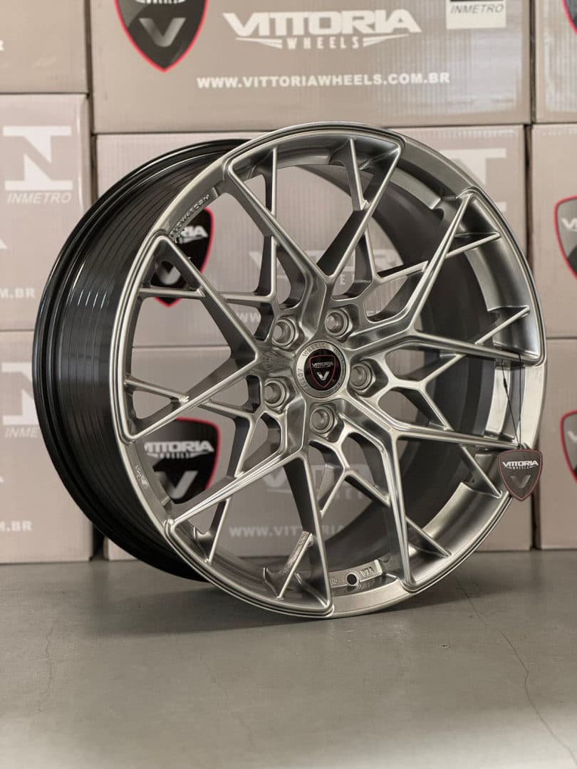 4 RODAS VITTORIA HANOVER / ARO 18X8 (5X112) ET42