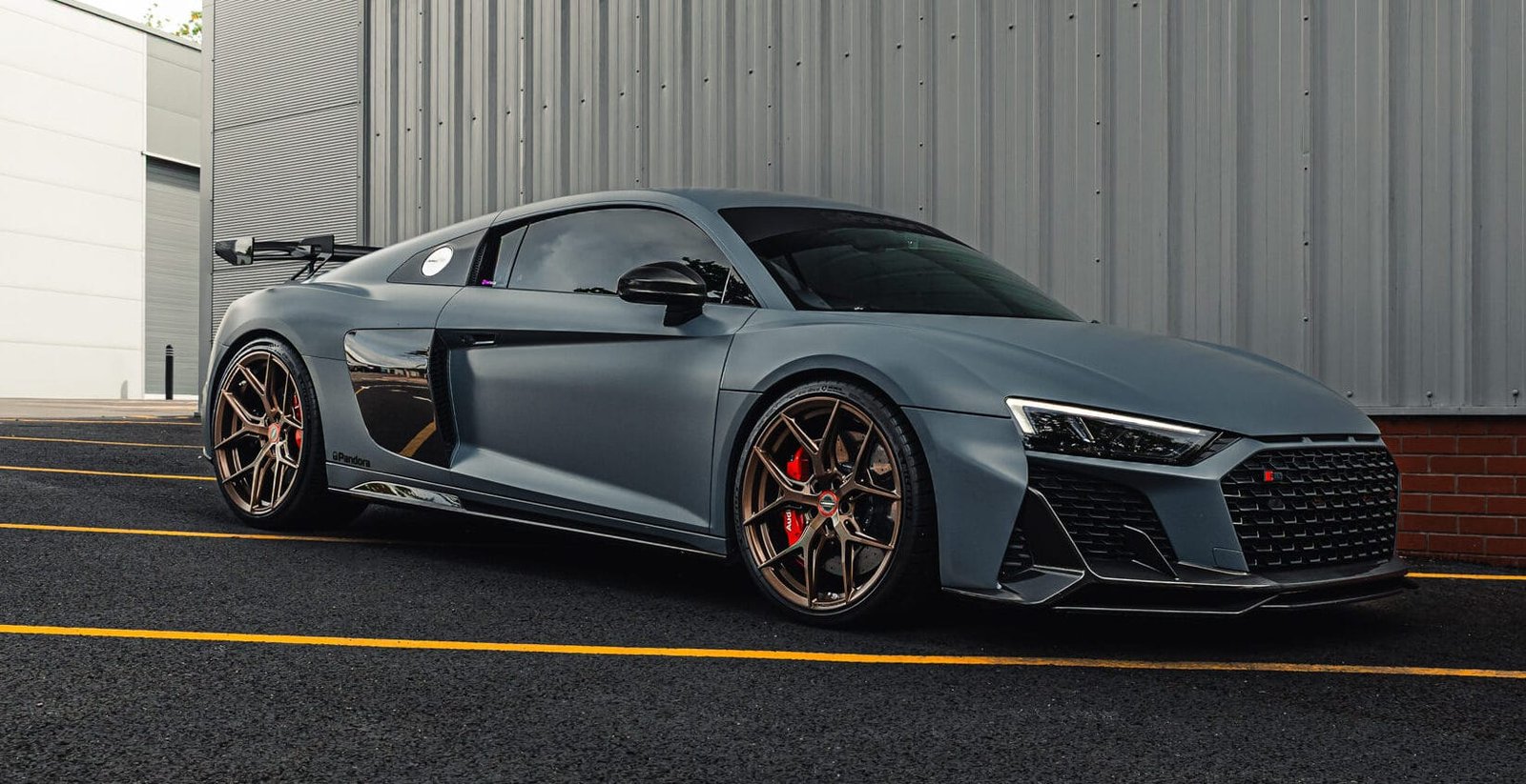 Audi R8